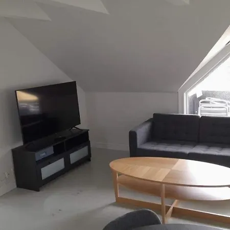 Floien Apartment *